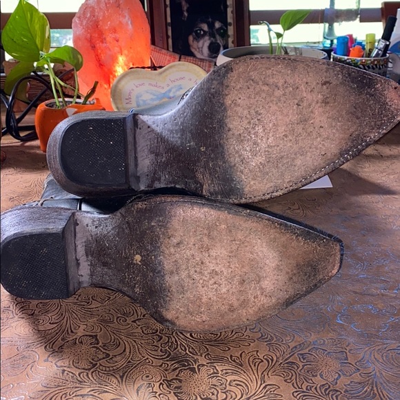 Ladies western boots. - Picture 9 of 14